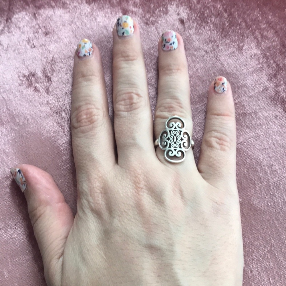 Tiffany & Co Paloma Picasso Quadruplo Ring
Size 6